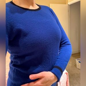 Everlane cashmere sweater, royal blue with black trim, medium